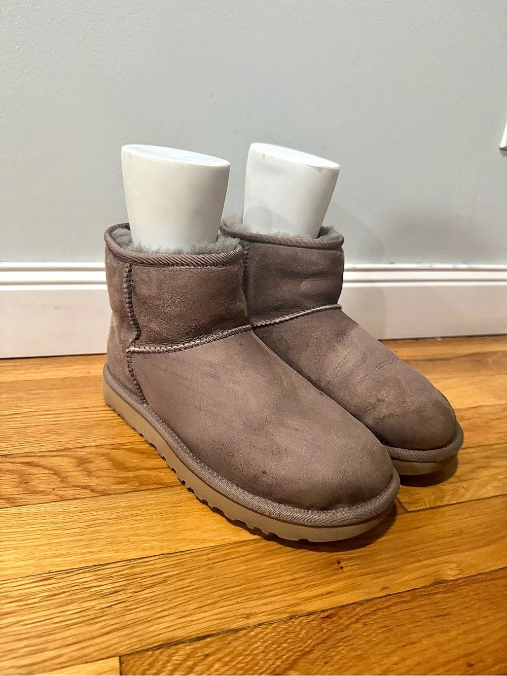 UGG Classic Mini II Suede Mini Boots Brown US 8